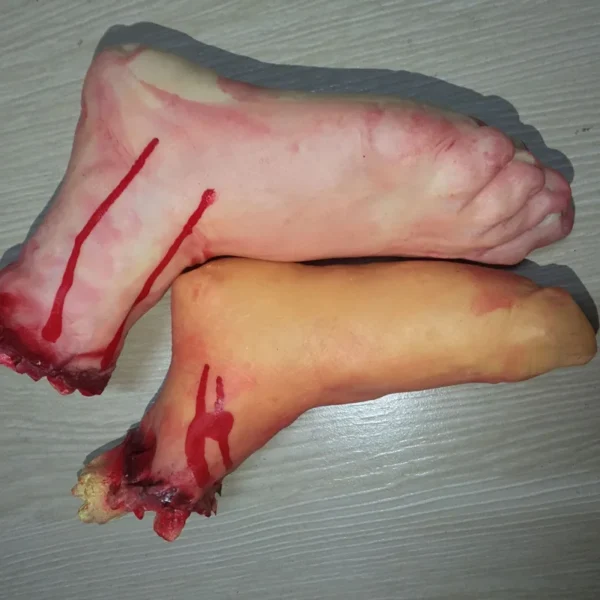 Halloween Latex Horror Props – Bloody Hand, Foot, Brain, Heart & Finger – Image 2